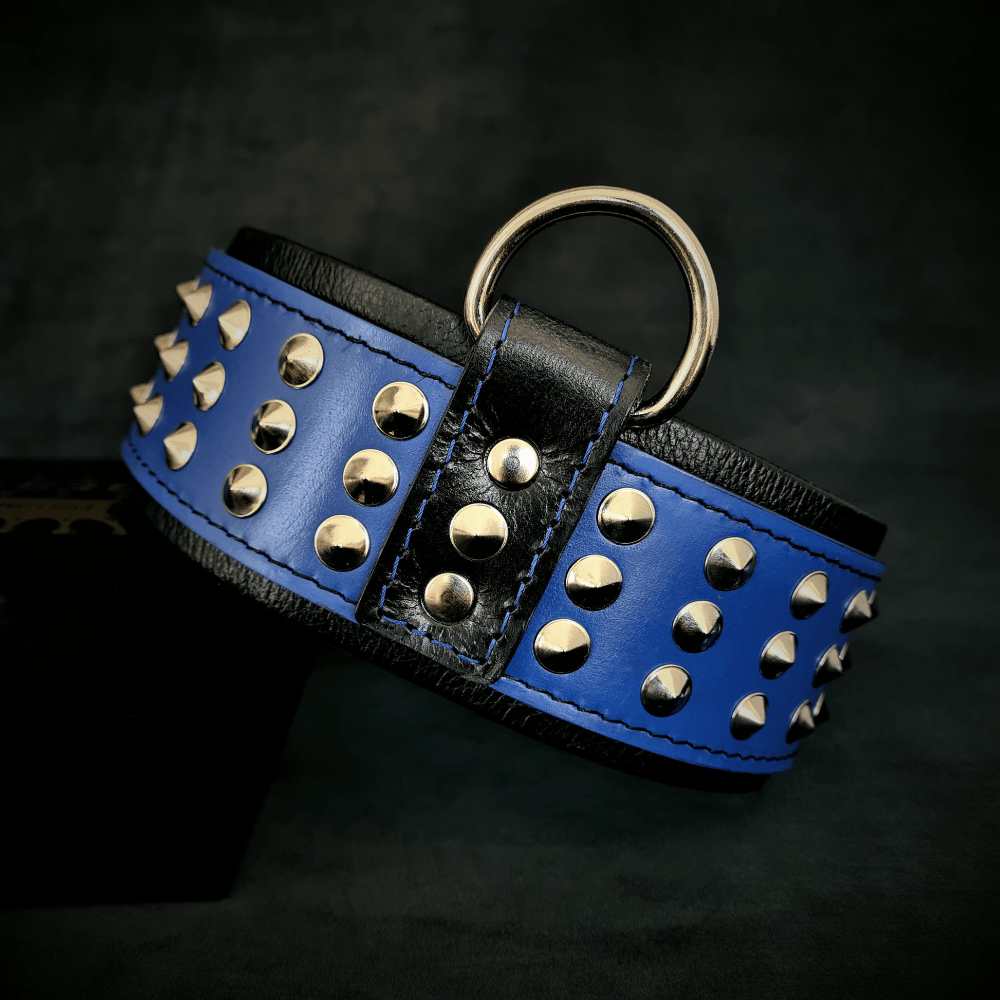 Bestia "Star" Dog Collar | Handcrafted European Leather | Signature Design - A Horizon Dawn