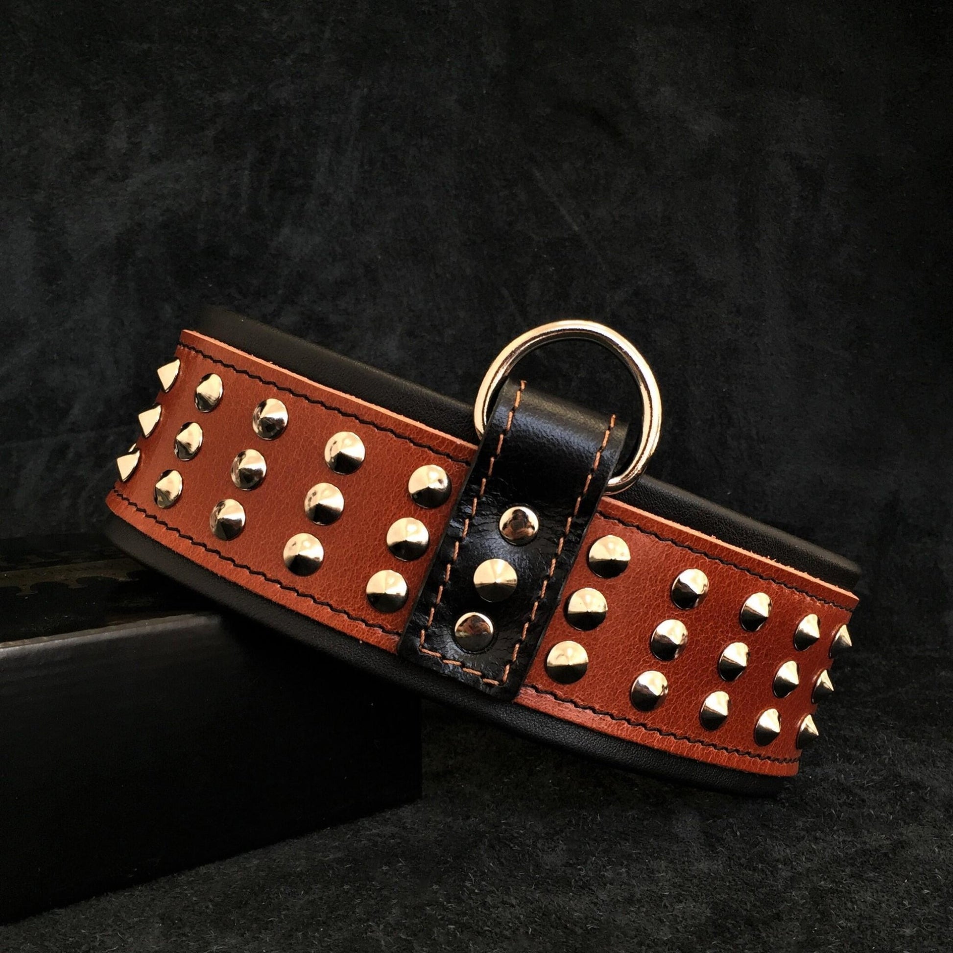 Bestia "Star" Dog Collar | Handcrafted European Leather | Signature Design - A Horizon Dawn